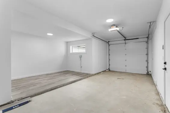 340 East Keith Road, North Vancouver For Sale - image 37