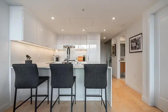 1505 135 East 13th Street, North Vancouver For Sale - image 11