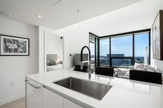 1505 135 East 13th Street, North Vancouver For Sale - image 8