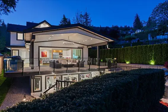 105 Monte Vista Court, North Vancouver For Sale - image 4