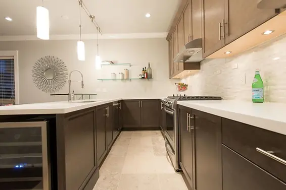 3 651 West 14th Street, North Vancouver For Sale - image 3