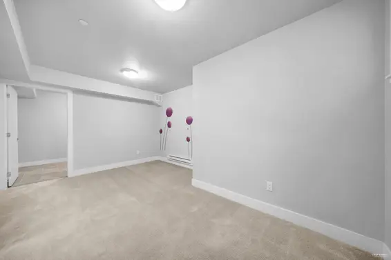 3 651 West 14th Street, North Vancouver For Sale - image 31