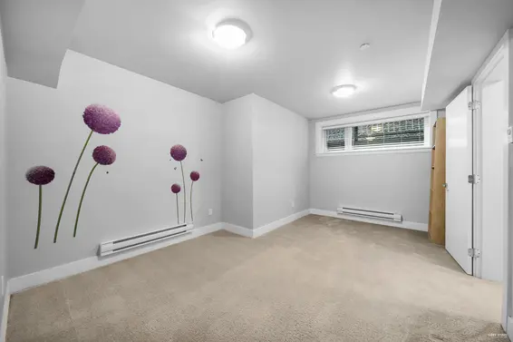 3 651 West 14th Street, North Vancouver For Sale - image 32
