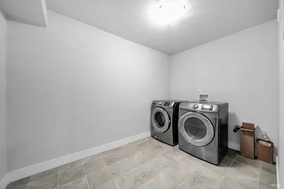 3 651 West 14th Street, North Vancouver For Sale - image 38