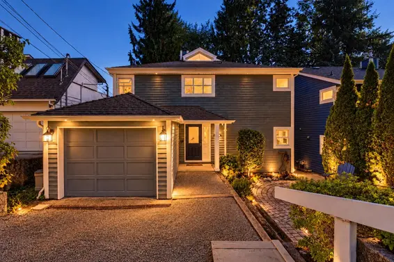 1150 Beaufort Road, North Vancouver