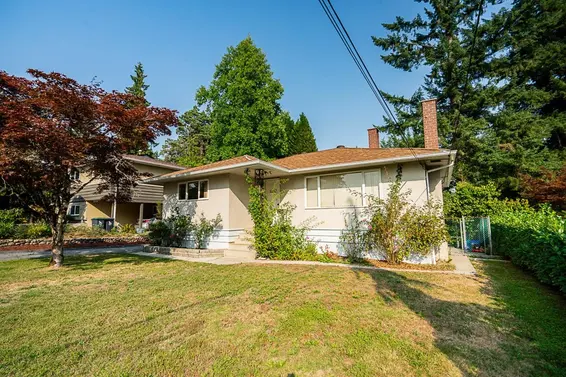 1302 Lennox Street, North Vancouver