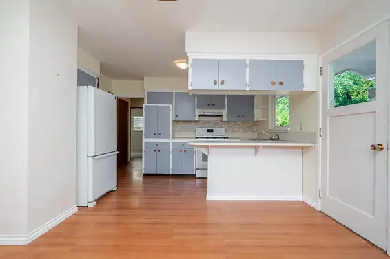 1302 Lennox Street, North Vancouver For Sale - image 16
