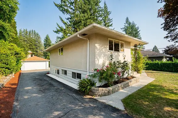 1302 Lennox Street, North Vancouver For Sale - image 5