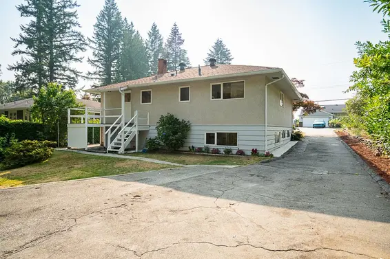 1302 Lennox Street, North Vancouver For Sale - image 6