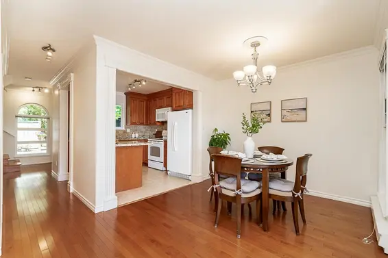34 900 West 17th Street, North Vancouver For Sale - image 10