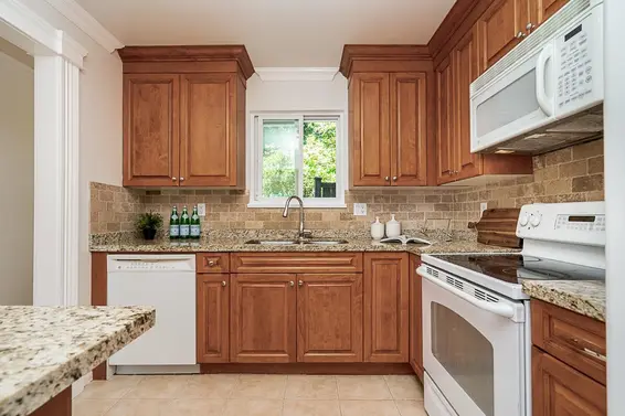 34 900 West 17th Street, North Vancouver For Sale - image 13