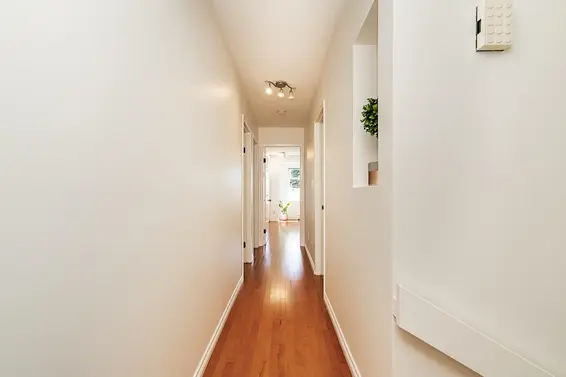 34 900 West 17th Street, North Vancouver For Sale - image 20