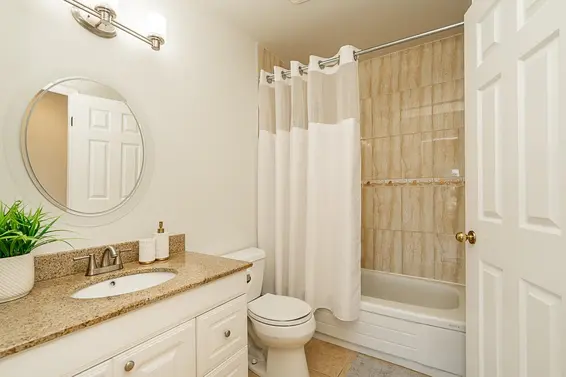34 900 West 17th Street, North Vancouver For Sale - image 25