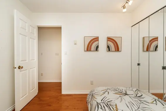 34 900 West 17th Street, North Vancouver For Sale - image 27