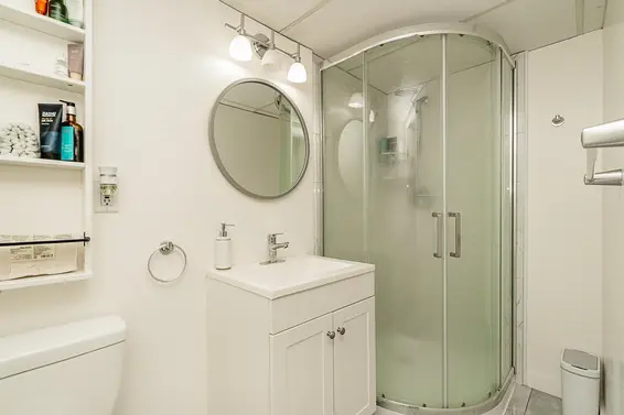 34 900 West 17th Street, North Vancouver For Sale - image 32