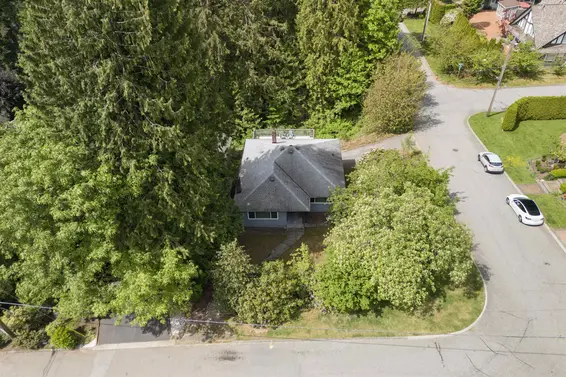 3489 St. Marys Avenue, North Vancouver For Sale - image 22