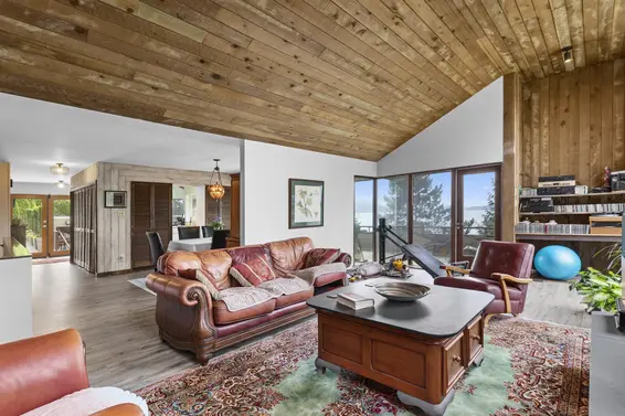 115 Isleview Place, Lions Bay For Sale - image 4