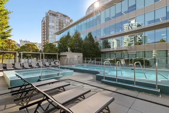 610 125 East 14th Street, North Vancouver For Sale - image 1