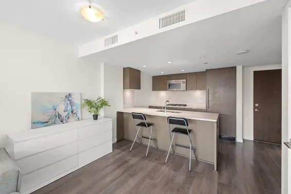 610 125 East 14th Street, North Vancouver For Sale - image 10