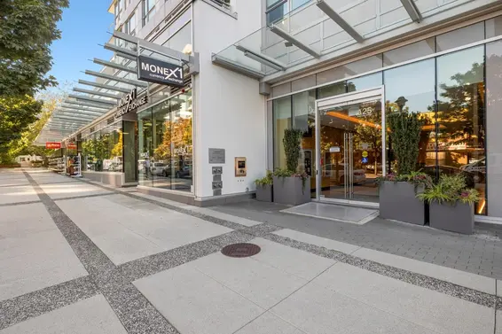 610 125 East 14th Street, North Vancouver For Sale - image 31