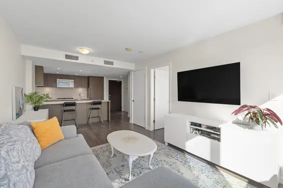 610 125 East 14th Street, North Vancouver For Sale - image 5
