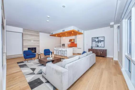 201 6707 Nelson Avenue, West Vancouver For Sale - image 13