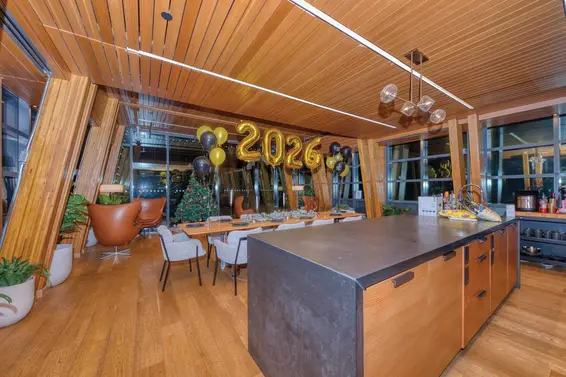 201 6707 Nelson Avenue, West Vancouver For Sale - image 30