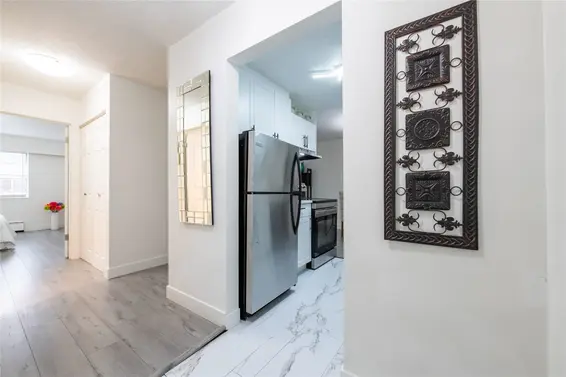 , North Vancouver For Sale - image 11