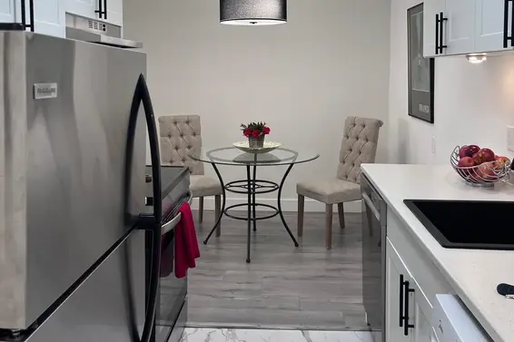 , North Vancouver For Sale - image 4