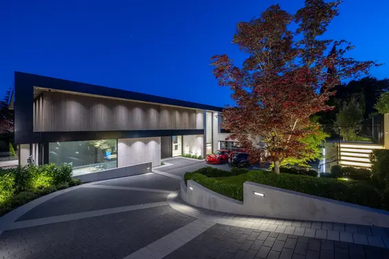 690 Knockmaroon Road, West Vancouver