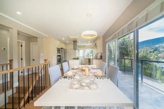 880 Jefferson Avenue, West Vancouver For Sale - image 10