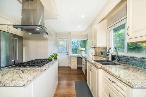 880 Jefferson Avenue, West Vancouver For Sale - image 14