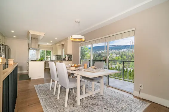 880 Jefferson Avenue, West Vancouver For Sale - image 9