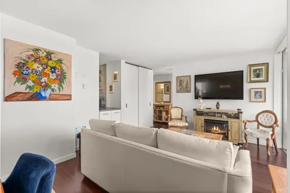 704 650 16th Street, West Vancouver For Sale - image 8