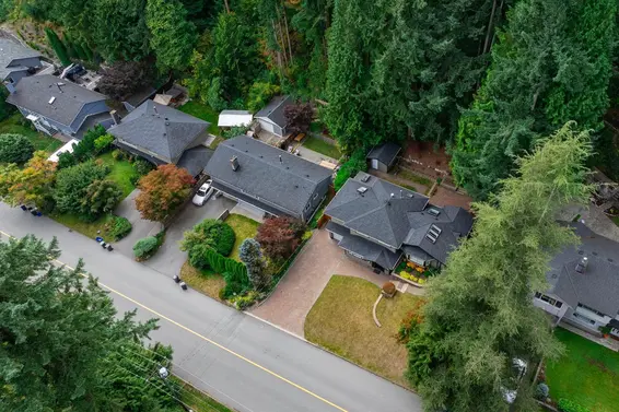 1941 Arborlynn Drive, North Vancouver For Sale - image 39