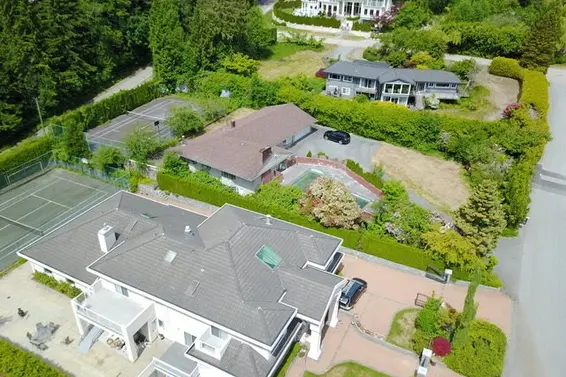 960 Pyrford Road, West Vancouver For Sale - image 4