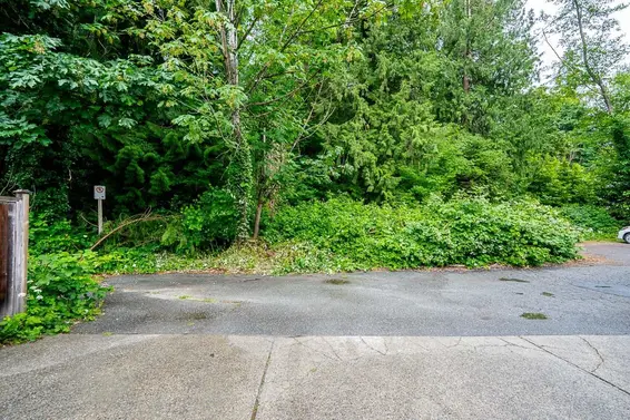 1990 Capilano Road, North Vancouver For Sale - image 10