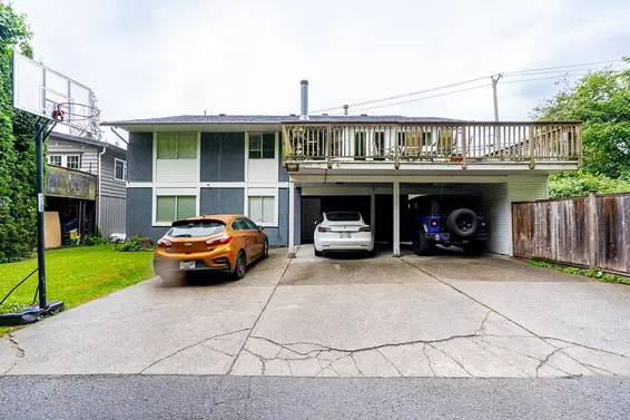 1990 Capilano Road, North Vancouver For Sale - image 14
