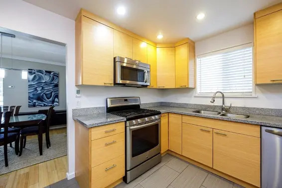 2730 Panorama Drive, North Vancouver For Sale - image 13