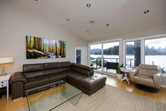 2730 Panorama Drive, North Vancouver For Sale - image 8