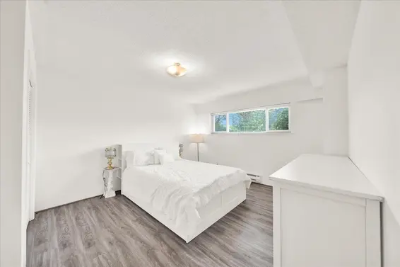 1433 Kings Avenue, West Vancouver For Sale - image 17