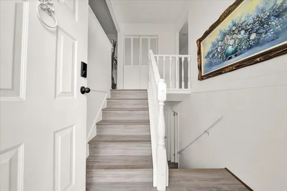 1433 Kings Avenue, West Vancouver For Sale - image 3