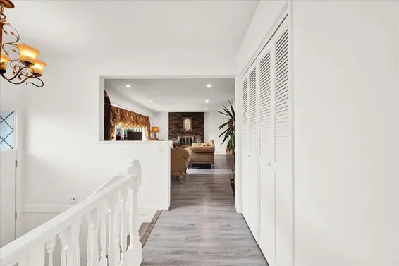 1433 Kings Avenue, West Vancouver For Sale - image 4