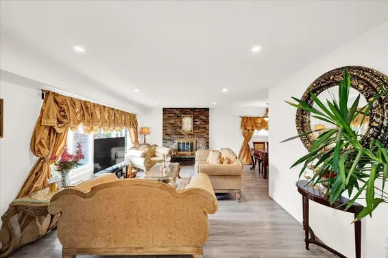 1433 Kings Avenue, West Vancouver For Sale - image 5
