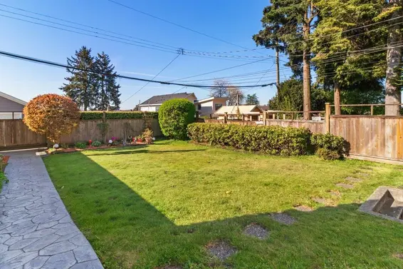 513 East 6th Street, North Vancouver For Sale - image 31