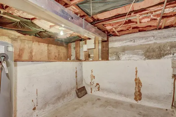 513 East 6th Street, North Vancouver For Sale - image 38