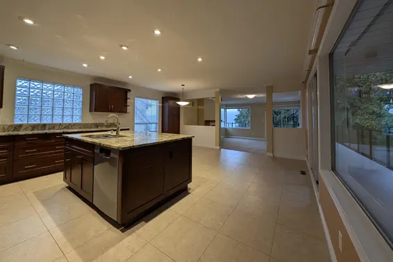 3908 Blantyre Place, North Vancouver For Sale - image 14