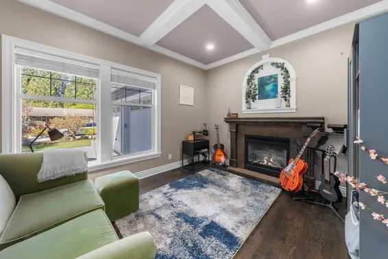 3722 Emerald Drive, North Vancouver For Sale - image 19