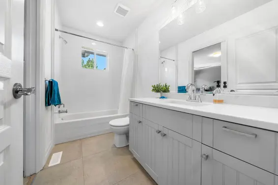 3722 Emerald Drive, North Vancouver For Sale - image 30