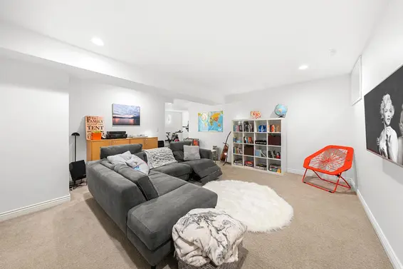 3722 Emerald Drive, North Vancouver For Sale - image 32
